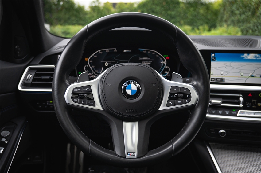 BMW 330e berline M-Sport